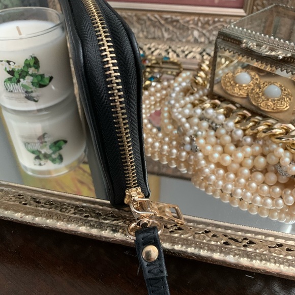 Black vegan leather wallet - Picture 4 of 5